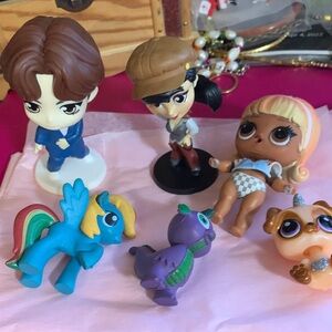 Colorful Kids Toy Figurine Set